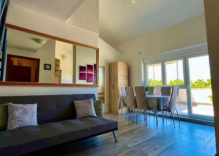 Apartamento By The Sea Privlaka, Zadar - 23749